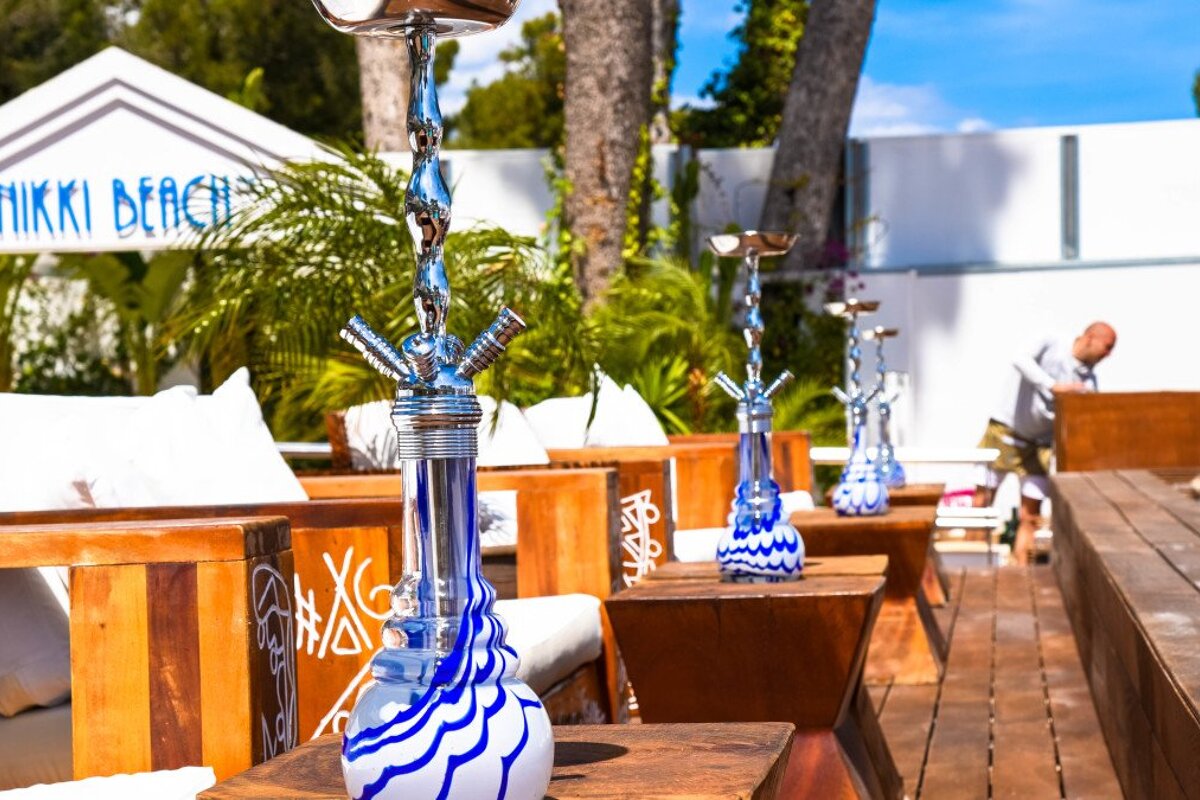 coloured glass smoking pots