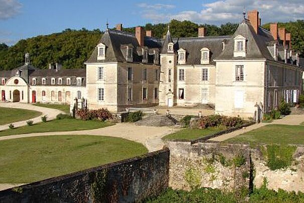Gizeux Chateau, Gizeux exterior