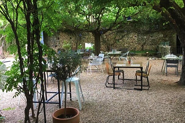 Le Mas Restaurant, Gordes restaurant terrasse