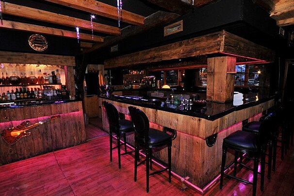 Le Sporting Nightclub, Alpe d'Huez bar