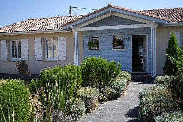 Residentiel Villa For Sale, Blaye villa