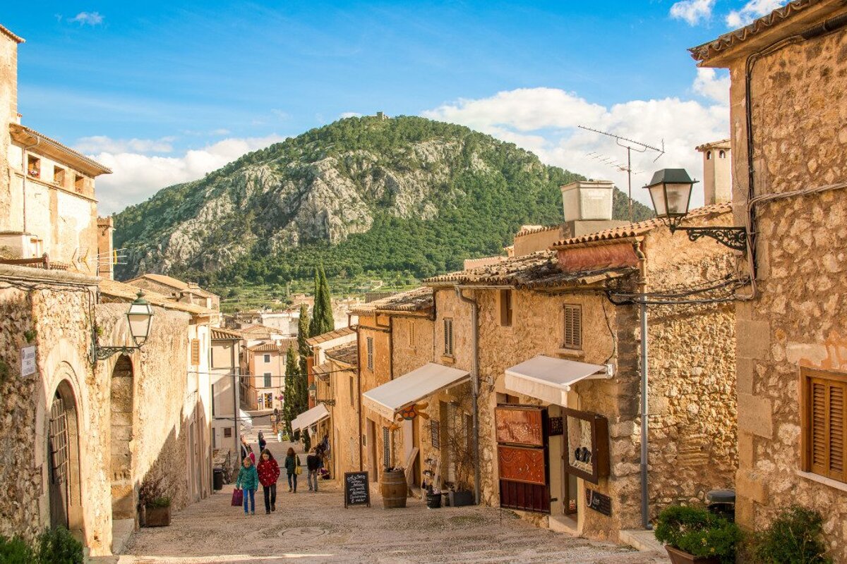 About Getting to Mallorca