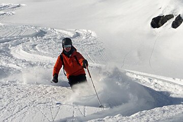 Latest snow improves conditions in Val d'Isere