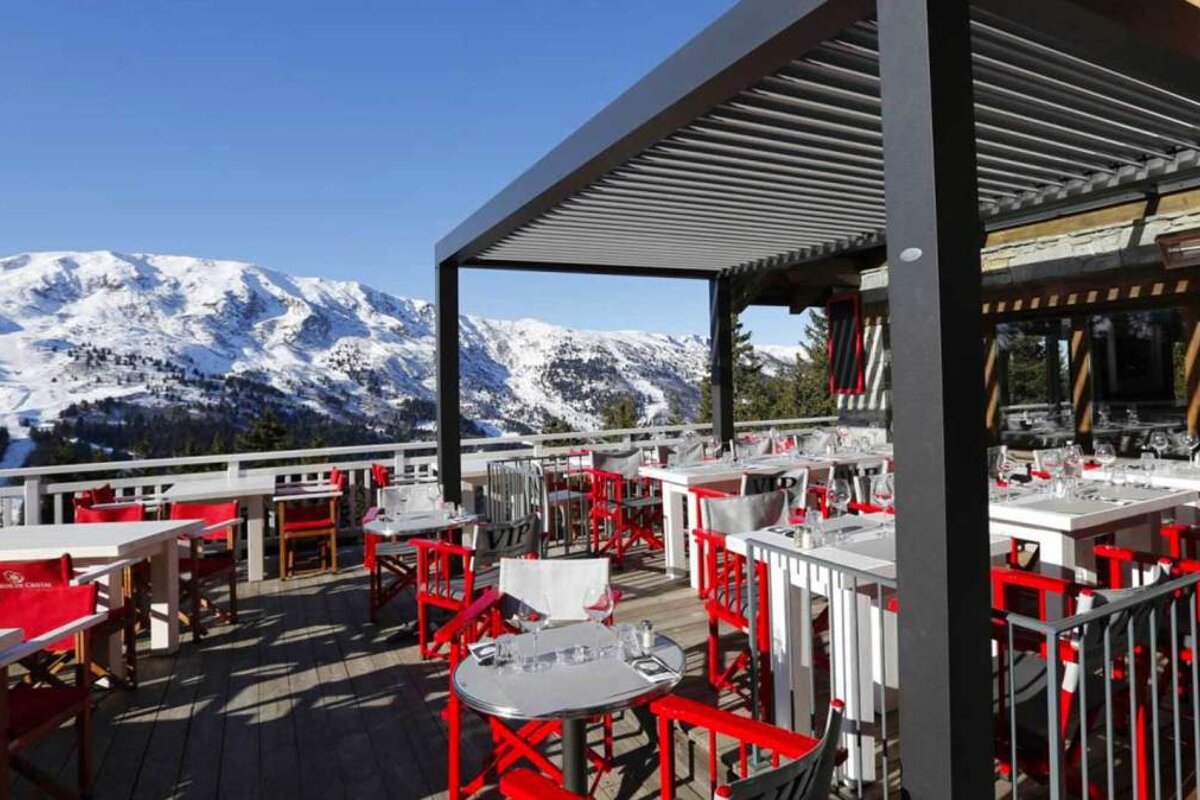 Le Monchu Restaurant, Meribel restaurant terrasse