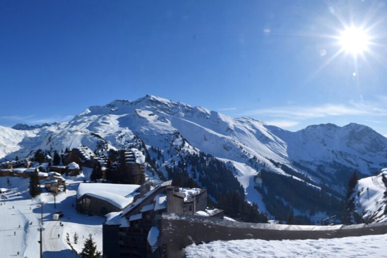 Mid Season Madness, Morzine