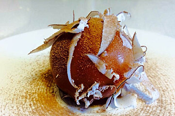 Auberge de la Reine Jeanne Restaurant, Saint Remy de Provence style of cuisine