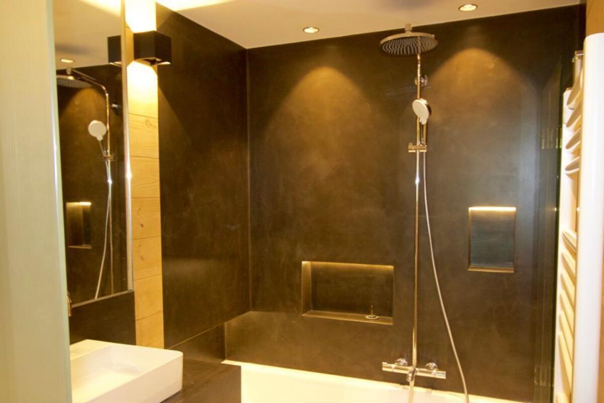 Heron Rez Apartment, Verbier - Centre bathroom