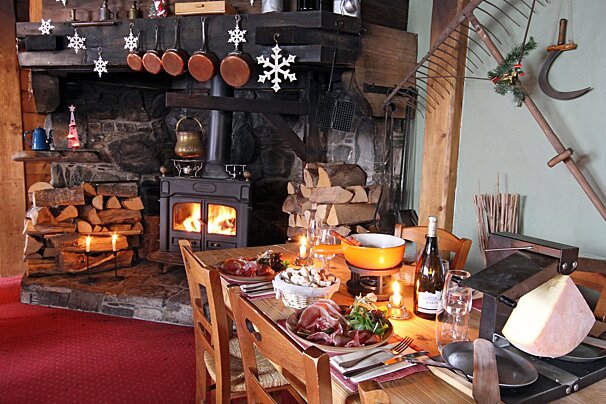 La Grange Restaurant, Morzine interior