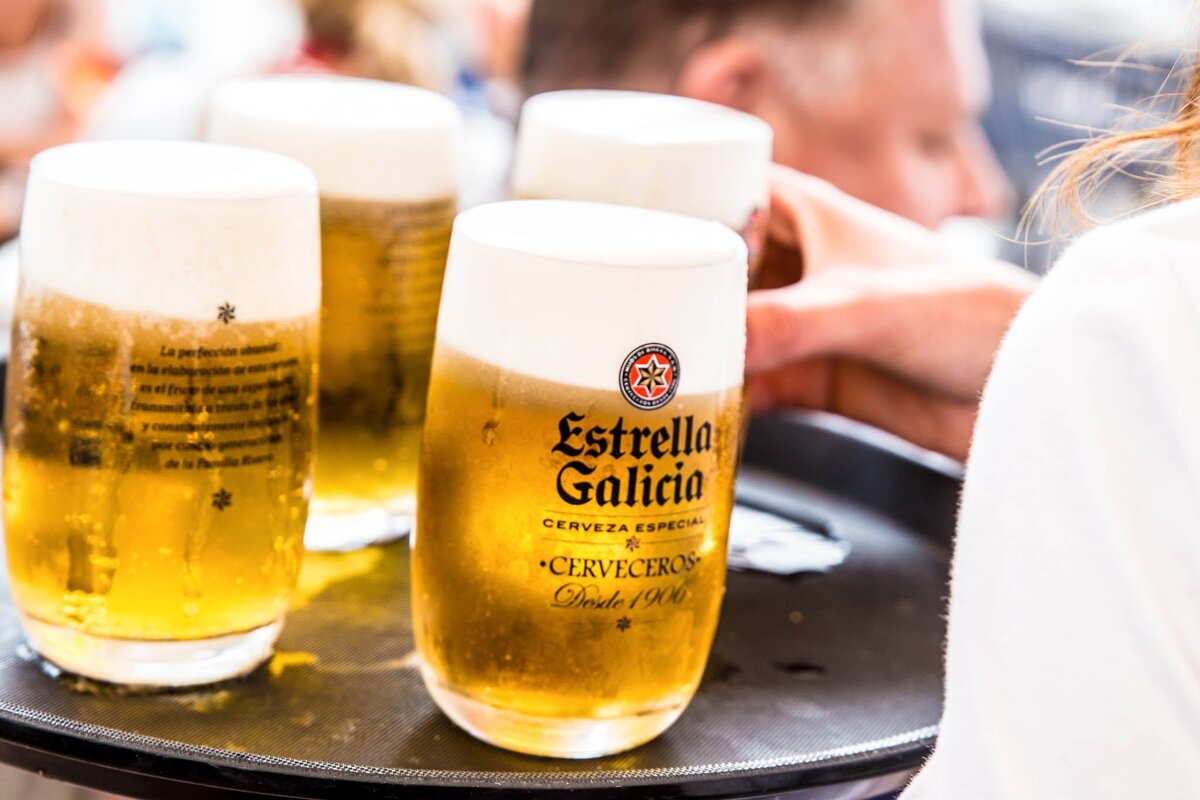 Barbuda Beach Mallorca Beers