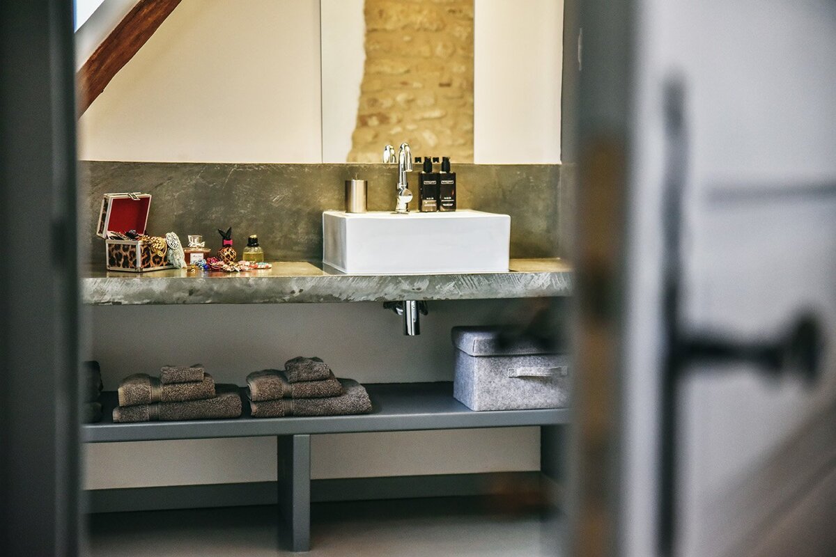 Le Mas Villa, Dordogne bathroom