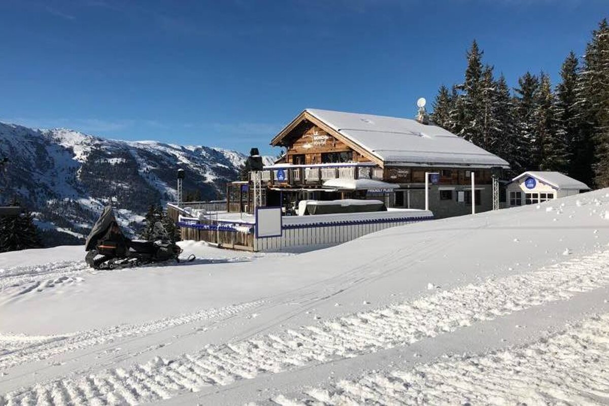 Le Monchu Restaurant, Meribel exterior