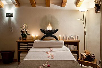 Les Sherpas Spa, Courchevel treatment room