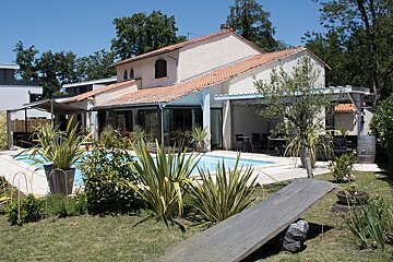 Le Serpolet Restaurant, Pessac exterior