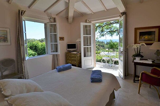Les 3 Iles B&B, La Croix Valmer double bedroom