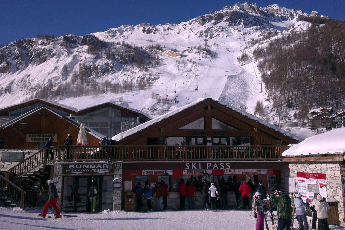 Olympique Lift Pass Office