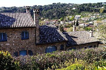 looking over the rooftops in Biot
