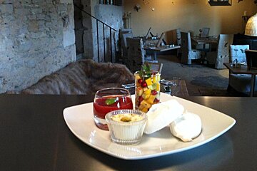 Le Garage a Lumieres Restaurant, Goult style of cuisine