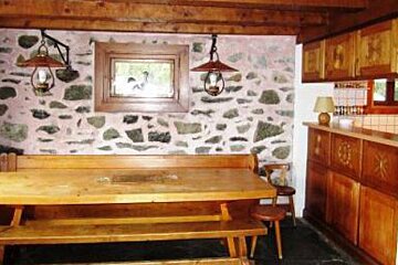 Altitude 1600 Chalet, Meribel - Rond Point / Altiport dining room