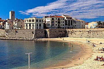 Bays & Billionaires' Splendors Guided Tour, Nice