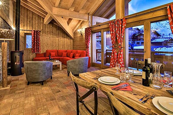 Benoite Chalet, Plagne Soleil / Village dining room