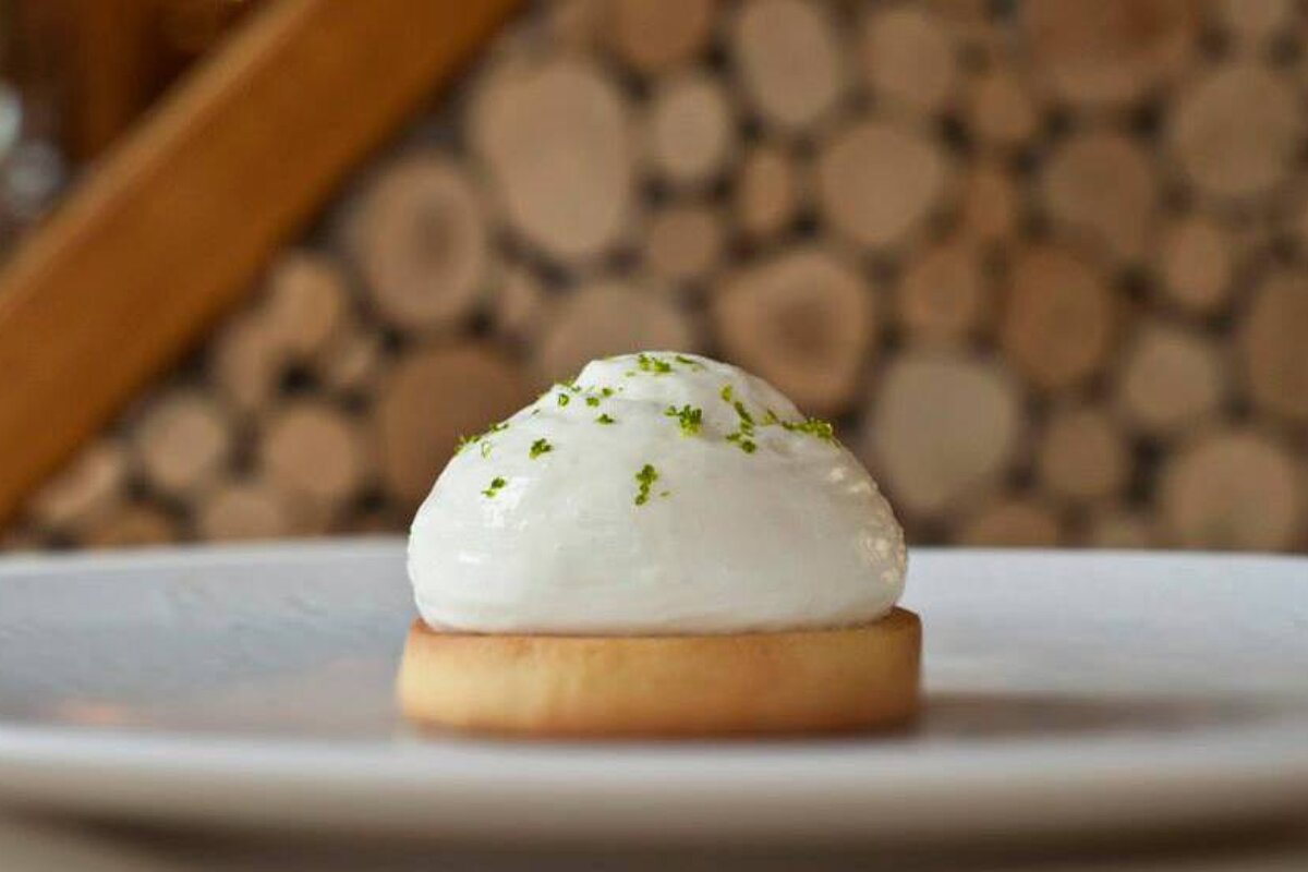 Le Farcon Restaurant, La Tania dessert