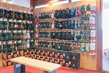 Skimium - Snow Pro Villards Ski Hire, Les Arcs 1800 shop interior