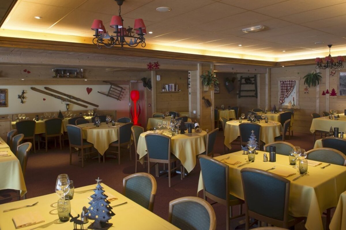 Le Levanna Hotel, Tignes - Le Lac hotel restaurant
