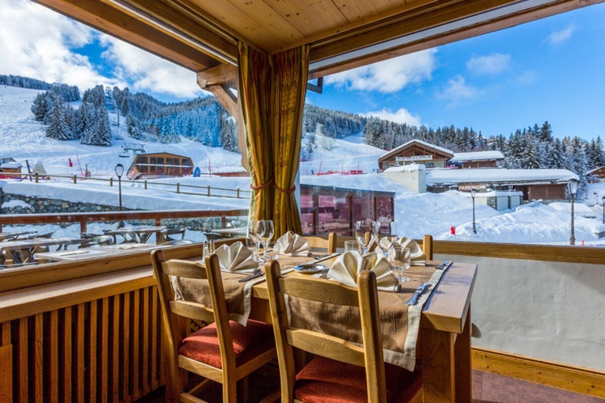 Les Flocons Hotel, Courchevel Village hotel restaurant