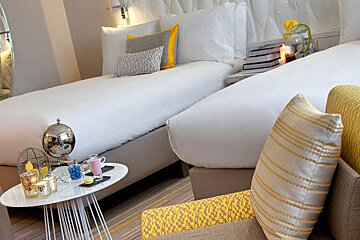 Renaissance Hotel, Aix en Provence twin bedroom