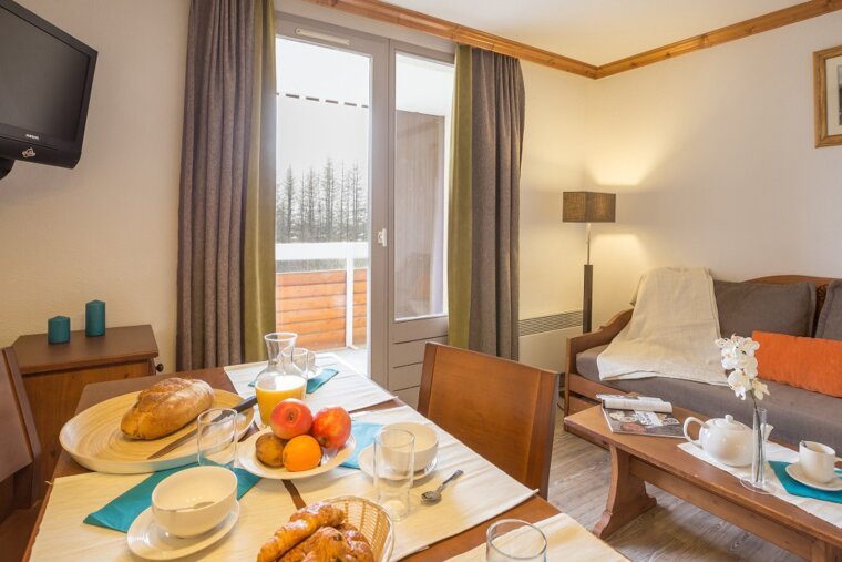 1 bed apartments - Residences Les Bergers, Alpe d'Huez living-room