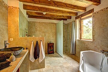 Lou Calvel Villa, Cazals