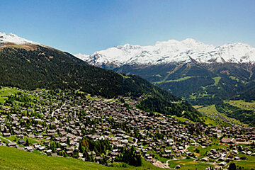 Market in Verbier, Verbier - Centre