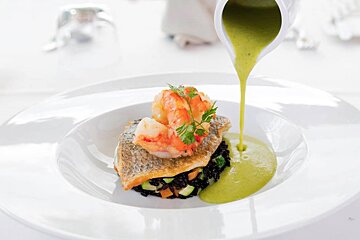 Ritzi Restaurant, Puerto Portals style of cuisine