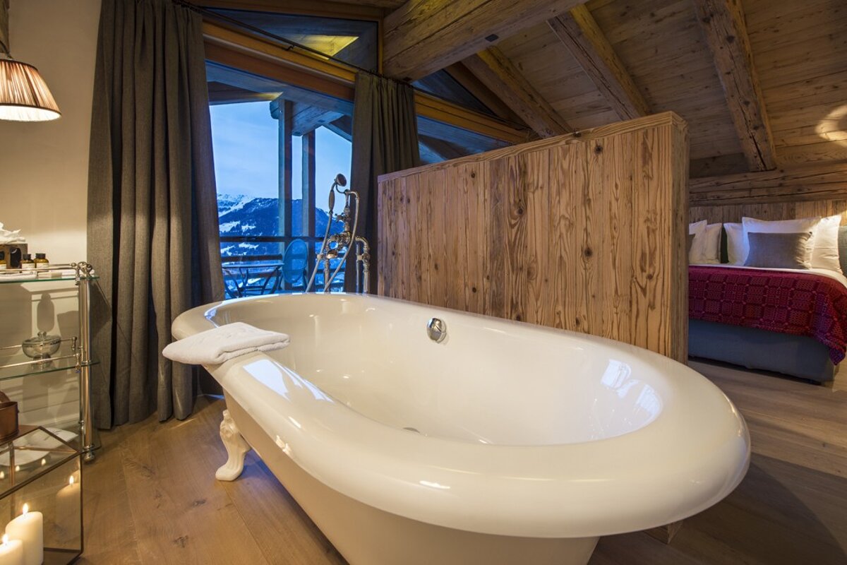 The Cordee Penthouse Apartment, Verbier bathroom