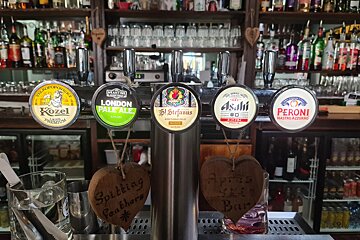 Spitting Feathers Pub, Plagne Bellecôte