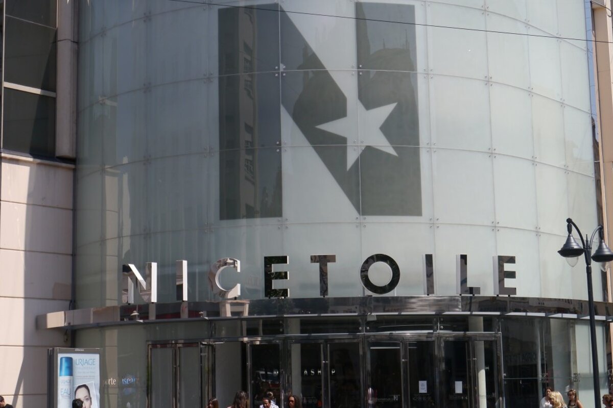 Nice Etoile shopping mall