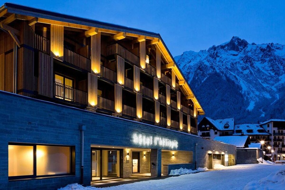 L'Heliopic Sweet & Spa Hotel, Chamonix exterior