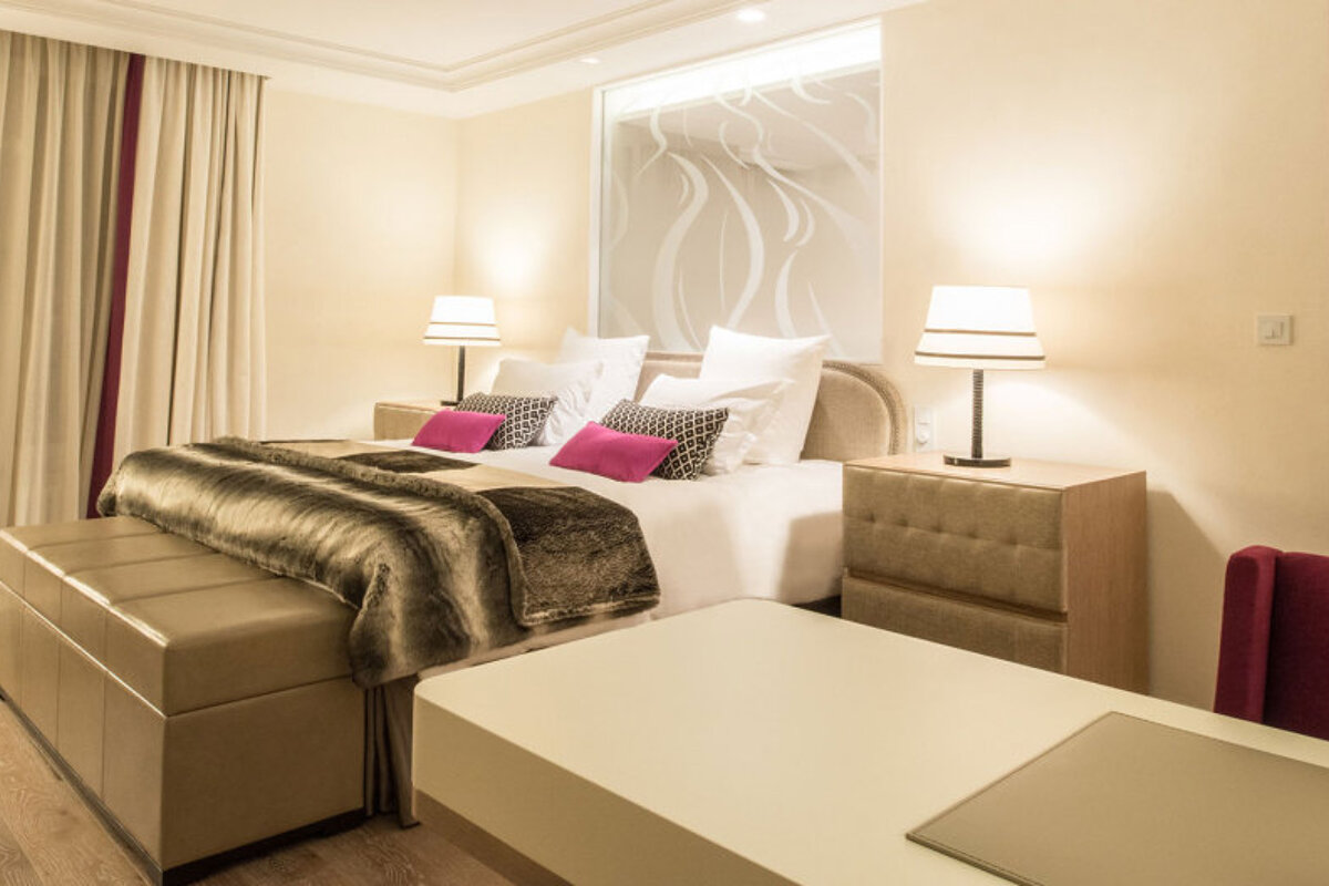 Mont-Blanc Hotel, Chamonix double bedroom