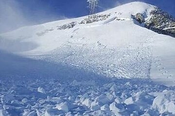 an avalanche in Tignes