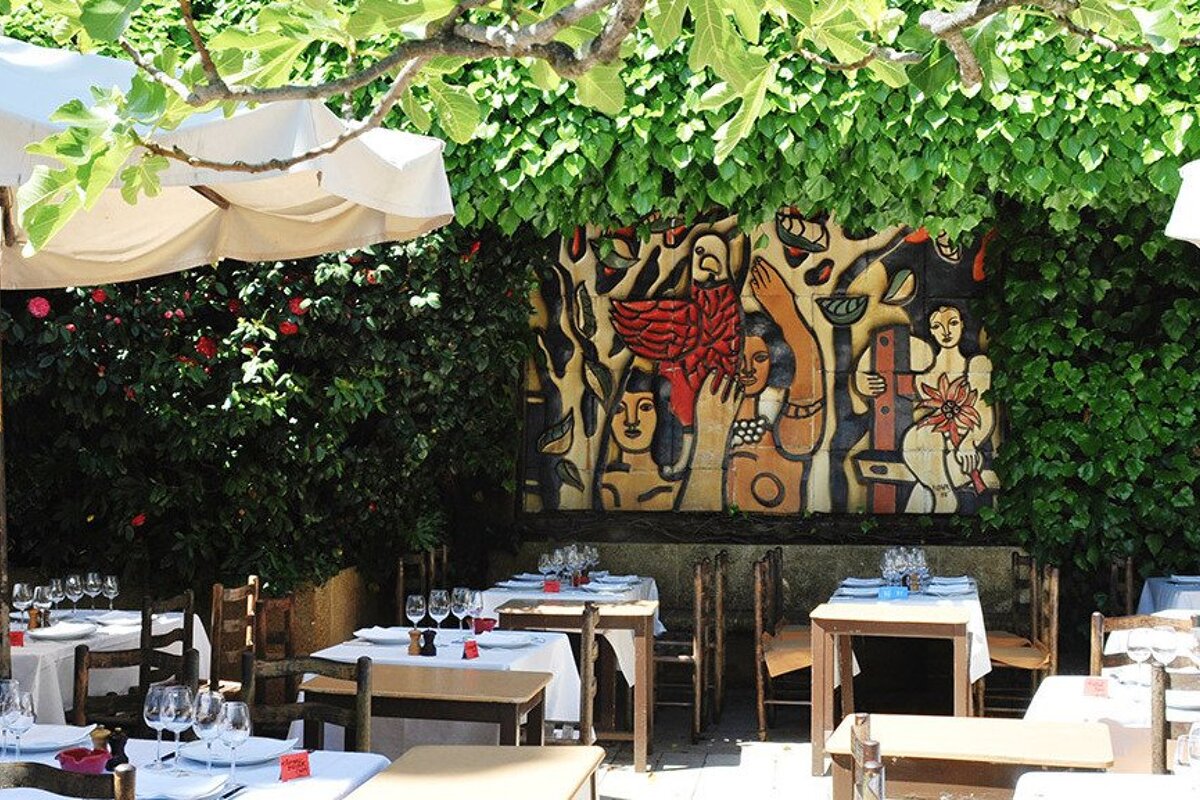 La Colombe d'Or Restaurant, St Paul de Vence restaurant terrasse