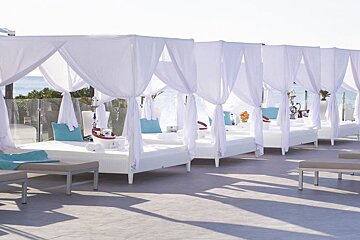 Marina Playa Apartment Residence, San Antonio terrace