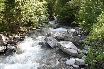 Vallorcine to Refuge de Loriaz, Vallorcine walking