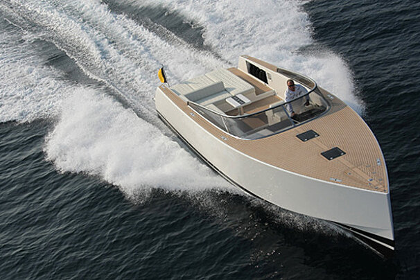 VanDutch Boat Trip, Cannes exterior