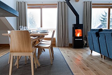 Deuxieme Ligne Apartment, Argentiere dining room