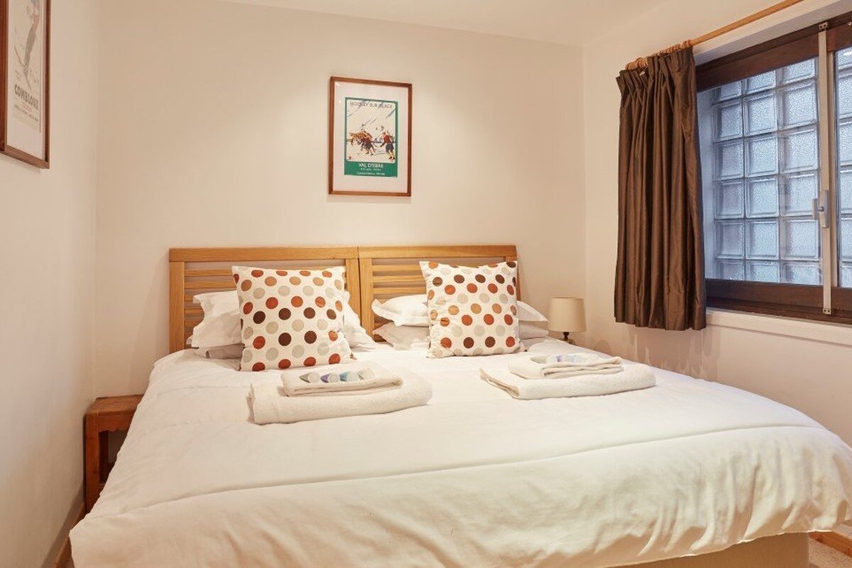 Bartavelle 7 Apartment, Val d'Isere - Centre double bedroom