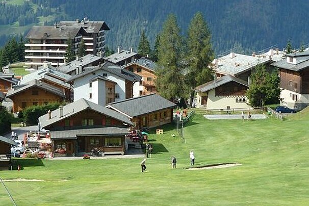Les Moulins Golf Course, Verbier clubhouse