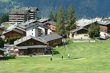 Les Moulins Golf Course, Verbier clubhouse