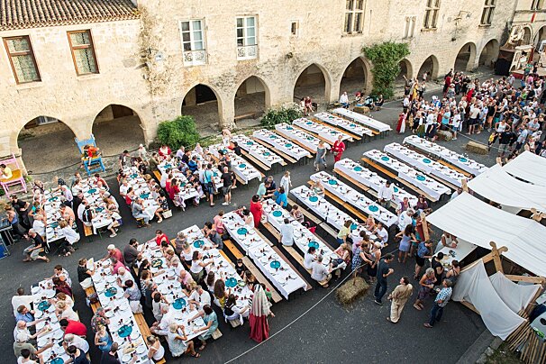 Saint-Macaire Night Market, Bordeaux Area