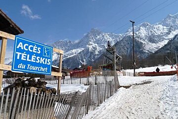 a beginner ski area in les houches
