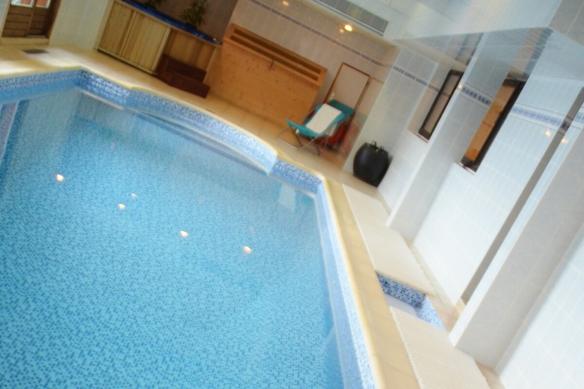 Le Gentiana Hotel, Tignes Le Lac pool